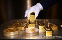 미중갈등 격화로 금·은 가격 급등...국제유가 약보합