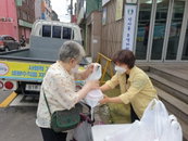 말복 맞아 삼계탕 나눔하는 지자체들