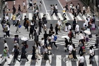 일본 코로나 확진자 현황, 이틀째 1000명 넘어…10일간 1만명대 확산세