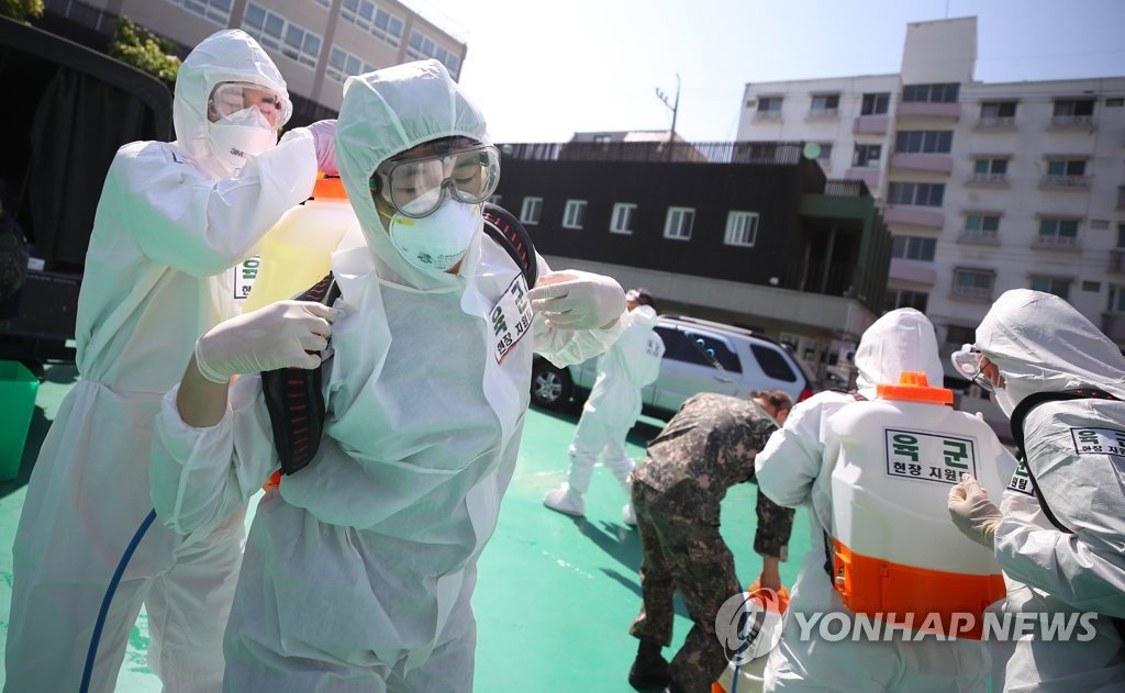 육군 50사단 장병들