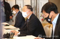 홍남기 "12월 3.9만호 공공임대 입주자 모집“