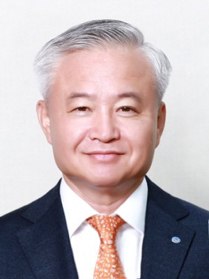 김경규 하이투자증권 대표 연임 결정 (서울=연합뉴스) 하이투자증권은 7일 임원후보추천위원회를 열어 김경규 현 하이투자증권 대표를 차기 최고경영자 후보로 결정했다고 밝혔다. 
