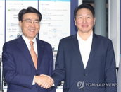 최태원·최정우의 봉사활동…수소·전기차 제휴 논의 가능성도