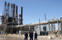 [국제유가·국제금값] WTI, 원유 재고 감소에 반등…금값 1900달러 뚫다