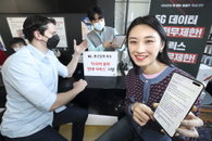 장애인·외국인에 문턱 낮추는 통신업계…5G 복지요금제·다국어 문자 제공