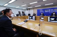 국토부, 민간참여 공급 공감. 재건축 안전진단 완화엔 선그어