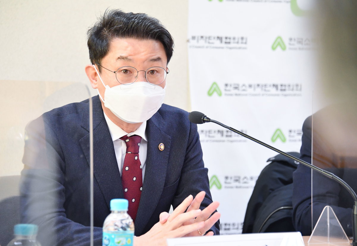 이억원 차관