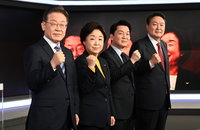 대선 후보 4인, 정치 분야 TV토론…李·尹 '安心 쟁탈전' 주목