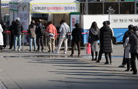 코로나 확진자 정점시기 지나나…스텔스 오미크론 우세종 변수