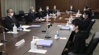 엔저 심화에 日 대규모 금융완화 바뀔까