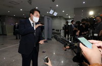 尹대통령 "대통령실은 정책 중심…비위·정보 캐는 건 안해야"