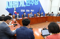 민주 "법사위원장 與가 맡는데 동의"…원구성 협상 '물꼬' 기대도