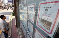 가격 하락 전망·이자 부담에 1년내 파는 집주인 증가