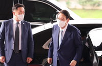 尹대통령 "금융리스크 확산속도 엄청 빨라…선제조치해야"