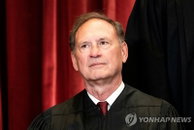 '낙태권 폐지' 국제사회 비판에 미 대법관,'역사적 영광'