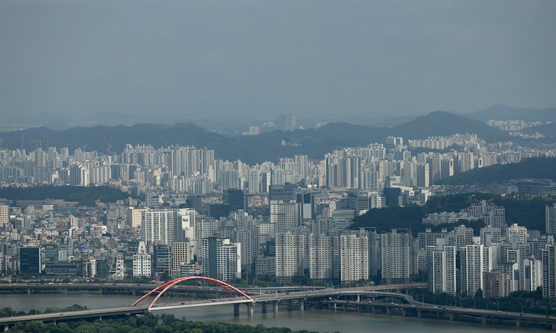 서울 여의도 스퀘어에서 바라본 아파트 단지