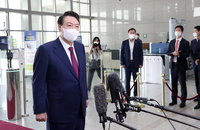 尹대통령 "국민 말씀 세밀하게 챙기고 받들겠다"