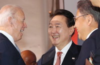 한미정상 48초 환담, 의미는