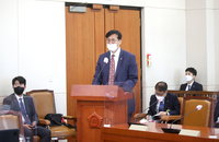 역대 최대치로 감소한 외환보유고, 과연 빨간불일까