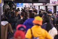 출근시간 지하철 정상 운행…시내버스도 집중 배차