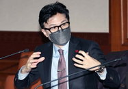 한동훈, '차출설'에 "장관 역할 최선"