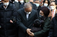 '자유의 몸' MB, 논현동 자택으로, 옛 MB계 집결