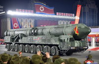 북한 미사일 약 1000㎞ 비행…고체연료 ICBM 가능성