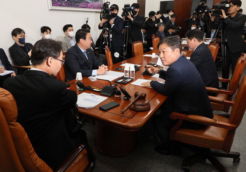 국회 정치관계법개선소위원회 여야 대화