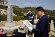 포스코 창립 55주년…최정우 회장 "존경받는 100년 기업으로"