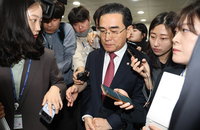 태영호, 與최고위원 전격 사퇴 "모든 논란, 제 책임"