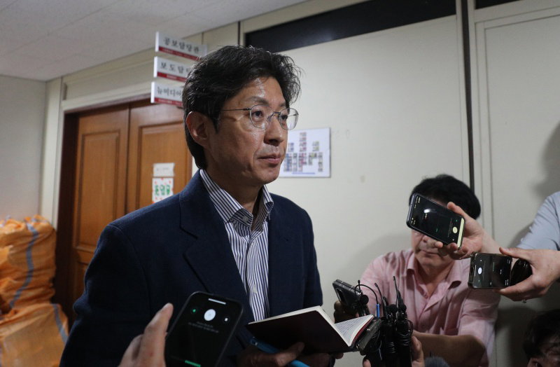 '홍준표 선거법 위반' 고발사건 대구시청 압수수색.