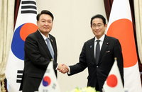정부 "한일정상 오염수 의미있는 논의, 실무협의 조속착수"