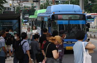서울 버스요금 12일부터 1500원…지하철은 10월 인상