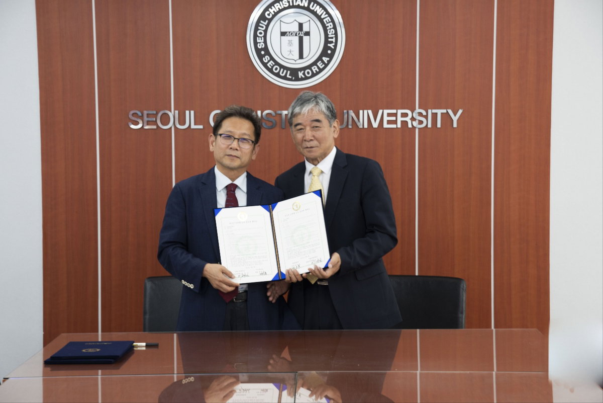 배승용대표(왼쪽), 이영호총장(직대,오른쪽)