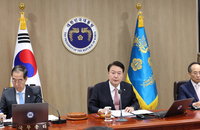 尹 "엑스포·글로벌시장, 우리것 확신하고 몸 던지면 우리것 돼"
