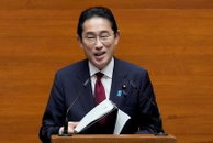 일본 경기부양 위해 880억 달러 규모의 추가 예산 승인