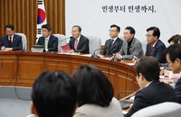 당정, 은행권 초과이익 대책 추진 "野 횡재세는 포퓰리즘"
