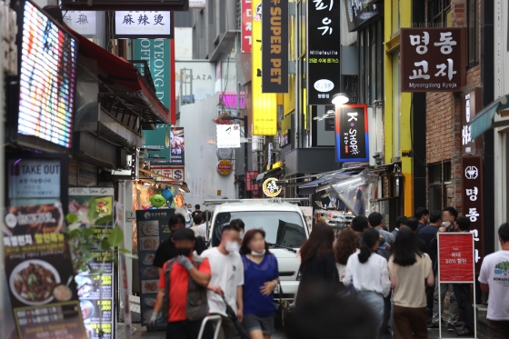 서울 명동거리