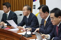 재편되는 의회 권력…'국정안정 vs 정권심판' 대격돌