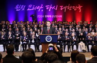 尹대통령 "국민이 경제 활력 체감할 수 있게 온 힘 쏟겠다"