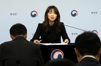 지난해 취업자 수 32만7000명 증가…제조업·청년층 감소