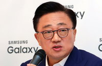 與, 고동진 삼성전자 고문 영입 추진