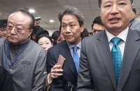민주당 공천갈등 폭발…'임종석 컷오프'에 줄탈당 현실화