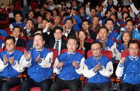 [지상파3사 출구조사]범야권, 200석 안팎 압승 전망…與 참패