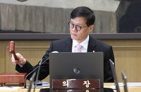 여전히 불안한 물가…기준금리 10연속 동결