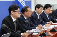巨野 이끌 민주 원내사령탑 물밑 경쟁…후보군만 두 자릿수