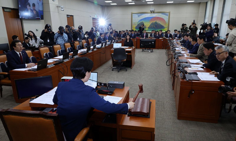 가맹사업법&middot;민주유공자법 본회의 직회부