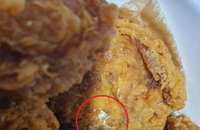 치킨에 파리가…대형마트 측 사과