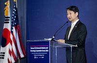 산업장관 "전력기자재, 새 수출동력 2.7조원 무역보험 지원"