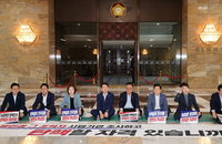 채상병 특검' 밤샘 필리버스터…"탄핵 교두보" "위헌? 공부 좀 해"
